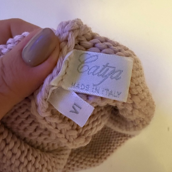 Catya Hat Beanie Pink Embellished 100% Marino Wool size VI ages 8-10 gently worn - Picture 4 of 5